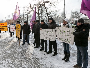 В Запорожье предприниматели митинговали против больших налогов фото