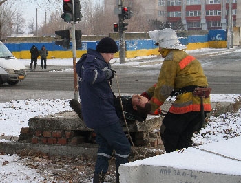 В Мелитополе средь бела дня на проспекте нашли труп фото