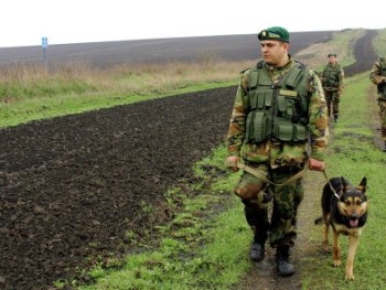 В АТО находятся 4,8 тысяч пограничников фото