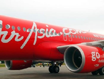 На месте падения самолета Air Asia найдены еще семь тел фото