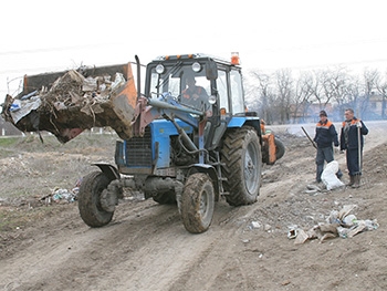 На улицах Мелитополя мусора стало меньше на 100 кубометров фото