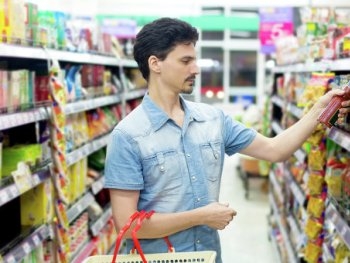 Украинцев может ждать очередное подорожание продуктов фото