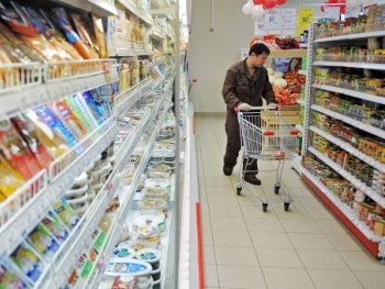 В Запорожской области парень украл продукты фото