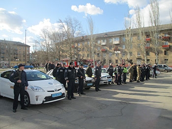 С сегодняшнего дня мелитопольские милиционеры усилили бдительность фото