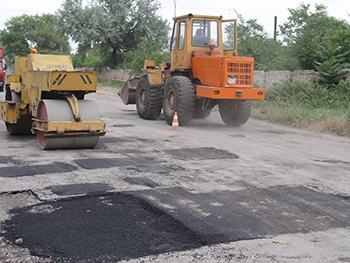 Часть техники донецкого подрядчика уже в Мелитополе фото