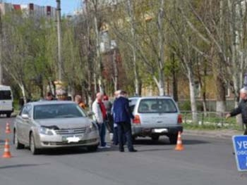 В Николаеве подросток попал сразу под два автомобиля фото