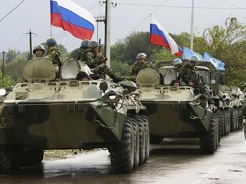 Россия перебросила на Донбасс танковое и мотострелковое подразделения - Д.Тымчук фото