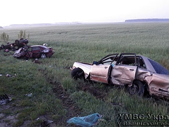 Жуткое ДТП на Волыни унесло 4 жизни  фото