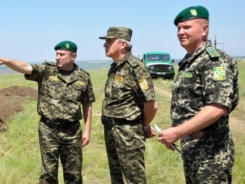 В Запорожской области появился памятный знак пограничникам фото