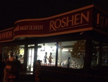 В Киеве взорвали магазин Roshen фото