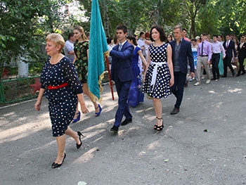 Во Дворце творчества - один из самых массовых выпусков фото