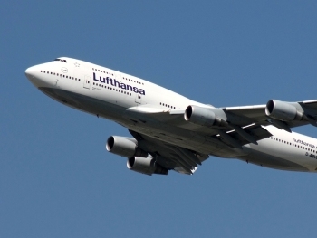 Lufthansa закрывает ряд рейсов в Россию фото