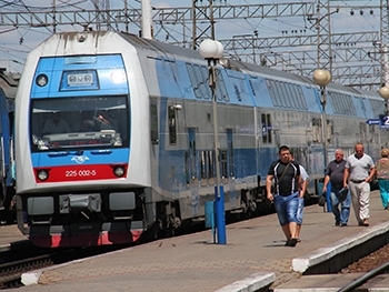 С 20 июня через Мелитополь пойдет поезд на Днепропетровск и Кривой Рог фото
