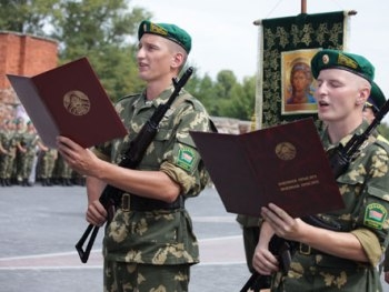 Беларусские пограничники рассказали об укреплении  границы с Украиной фото