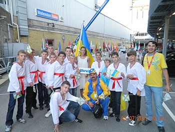 Мелитопольские гандболисты отправились в Швецию на мировой чемпионат фото