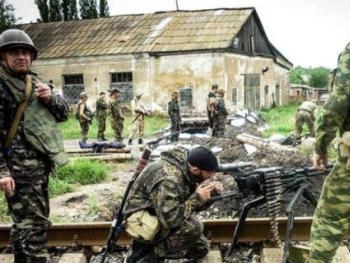 При обстреле Донецка погиб мирный житель фото