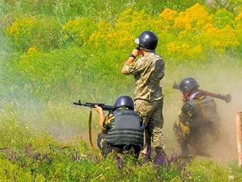 ОБСЕ: Украинские войска отступили под Мариуполем фото