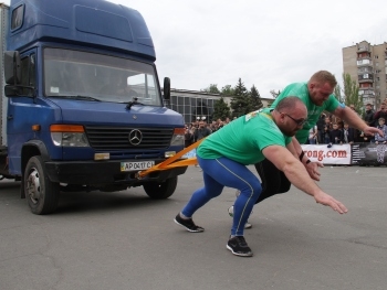Strongman Open Challenge: и грузовик с места сдвинут фото