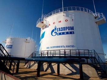 Газпром не будет закачивать газ в украинские хранилища фото