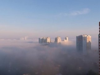 В Киеве объявлено чрезвычайное положение: уровень вредных веществ в воздухе зашкаливает фото