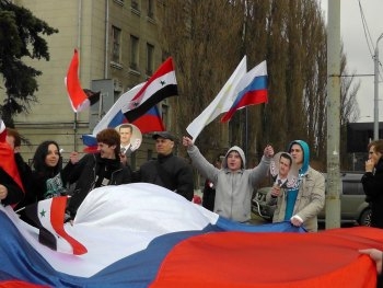 На митинге против войны РФ в Сирии были задержаны участники фото