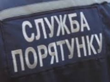 В Запорожской области двое парней в темноте провалились в 25-метровый колодец фото