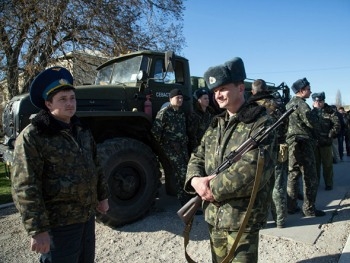 Боевики начали минометный обстрел сил АТО фото