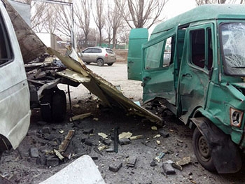 Произошел взрыв на СТО в Красноармейске. Повреждено несколько автомобилей. ФОТО фото