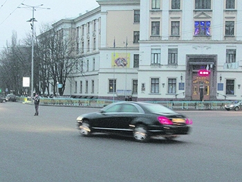 Как семья Порошенко нарушала ПДД в центре Киева (Фото) фото