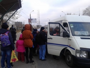 Дешевеющее топливо позволяет снизить стоимость проезда в Мелитополе до 3 гривен фото