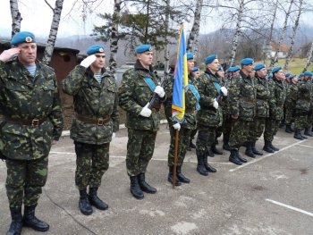 Запорожские военкоматы приглашают контрактников фото