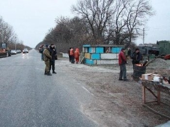 На блокпостах в Донбассе фиксируют драки из-за льготников фото