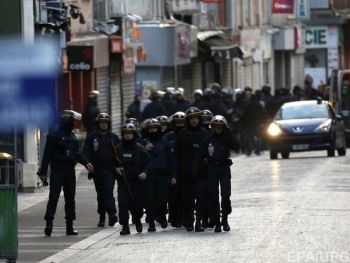 В Донецкой области вооруженные бойцы АТО избили полицейского фото