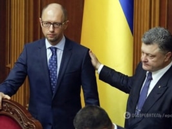 Украина будет благодарна: Порошенко предложили обменять Савченко на Яценюка фото