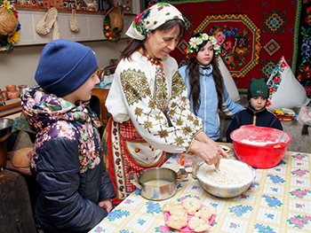 Жаворонки взмыли в небо над Мелитополем (ФОТОРЕПОРТАЖ) фото