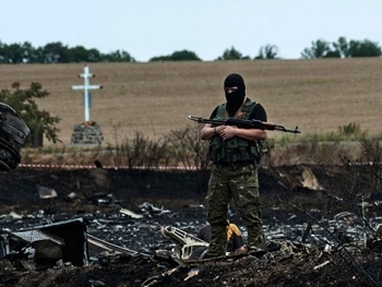 В ДНР нашли кладбище украинских военных фото