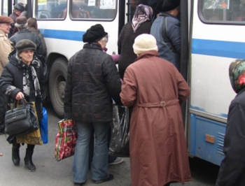 Мелитопольские маршрутники не будут снижать цену на проезд фото