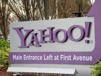 Пранкеры продавали компанию Yahoo за 8 миллиардов фото