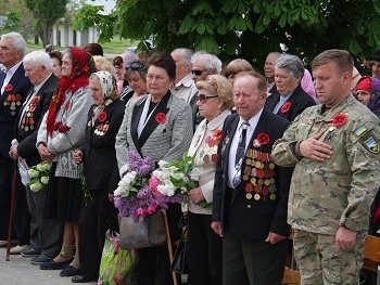 Кому нужна правда о войне? фото