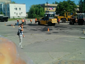 В Акимовском районе ведется ремонт дорог фото