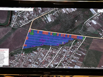 В Запорожье презентовали интерактивную карту с земельными участками для атошников фото