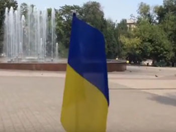 Реакция жителей Мариуполя на лозунг Слава Украине!  фото