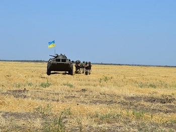 В зоне АТО погиб волонтер из Бердянска фото