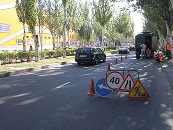 Дорога ул. Гетманской залита водой фото