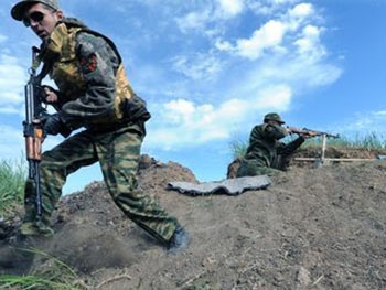 Пьяный командир боевиков устроил резню на Донбассе фото