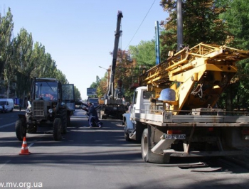 Предприниматель обвиняет власть в незаконном демонтаже его рекламного щита фото