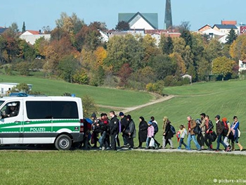 Германия вежливо выдворяет беженцев, не имеющих шансы получить убежище в стране фото