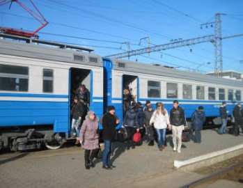 С воскресенья электропоезда будут курсировать по новому расписанию фото