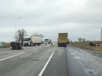 Опубликованы фото смертельного ДТП под Васильевкой фото