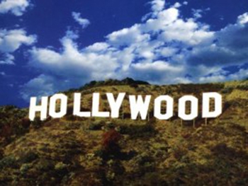 В США неизвестный изменил знаменитую надпись Hollywood фото